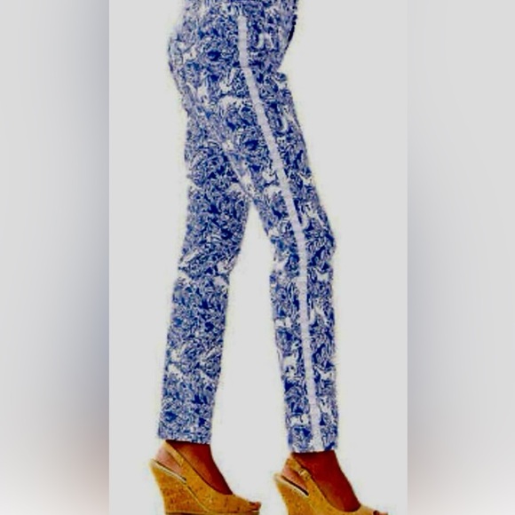 Lilly Pulitzer Pants - 🩷💚EUC Lilly Pulitzer Kelly Coastal Blue & White Fancy Fox Print Pants, Size 12🩷🦊